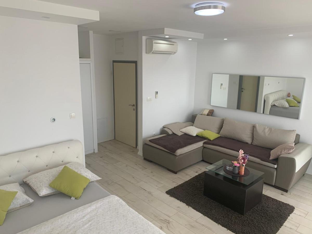 Super Horizont -Free Parking And Jaccuzzi Hotell Stobreč Rum bild